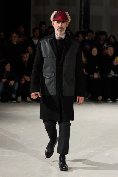 Look 39